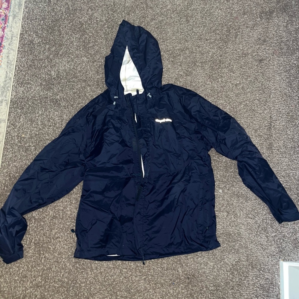 Vineyard vines rain coat